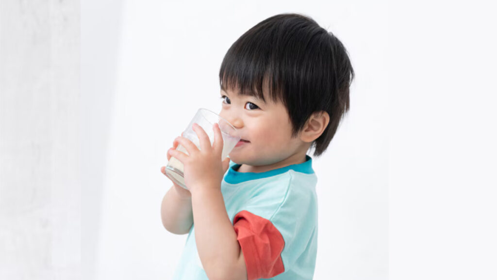 幼児が乳酸菌を摂りすぎたら？ヨーグルト・飲料の量と注意点